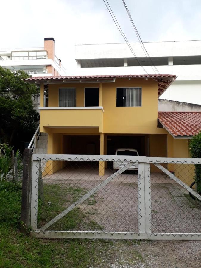 Casa De 2 Quartos No Centro De Bombinhas Esterno foto