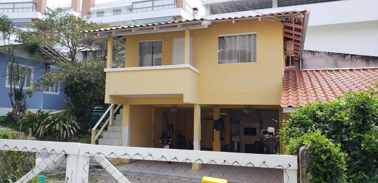 Casa De 2 Quartos No Centro De Bombinhas Esterno foto