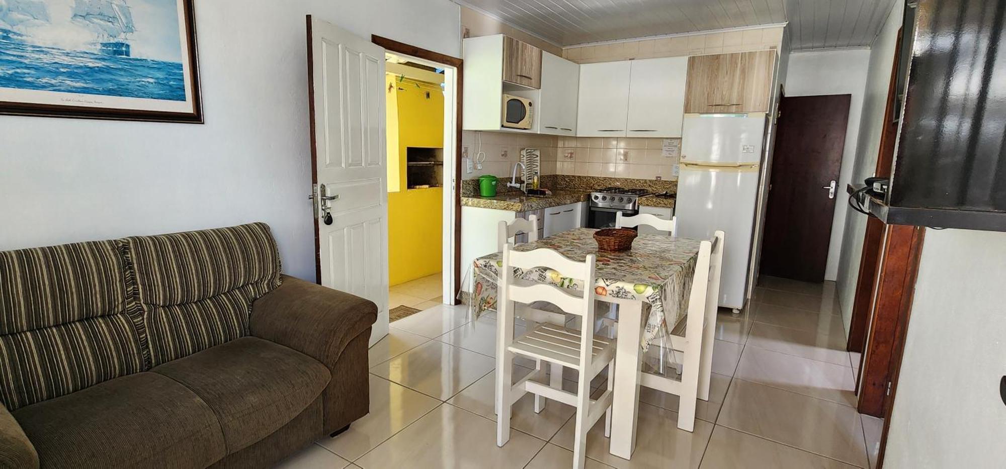 Casa De 2 Quartos No Centro De Bombinhas Esterno foto